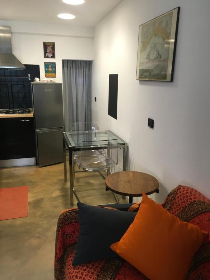 La Casetta In Strada Nuova Genoa Bagian luar foto